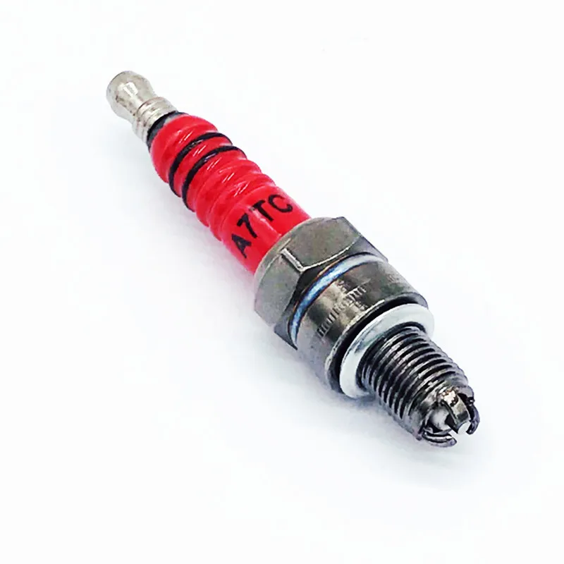 10mm GY6 scooter and other motorcycle accessories A7TC multi-angle ignition modified red head 3 claw A7TC spark plug