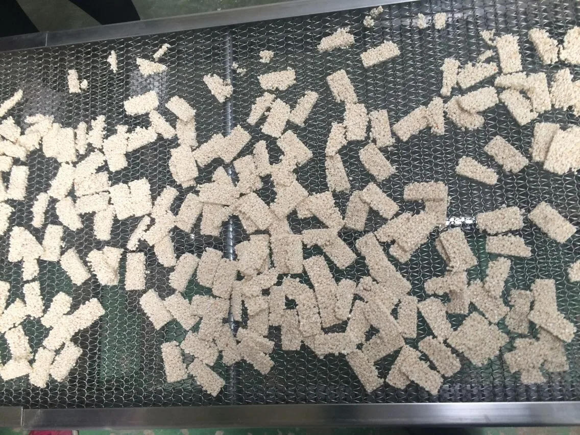 High productivity Hot selling puffed chocolate rice ball cake bar making machine cereal bar forming machine