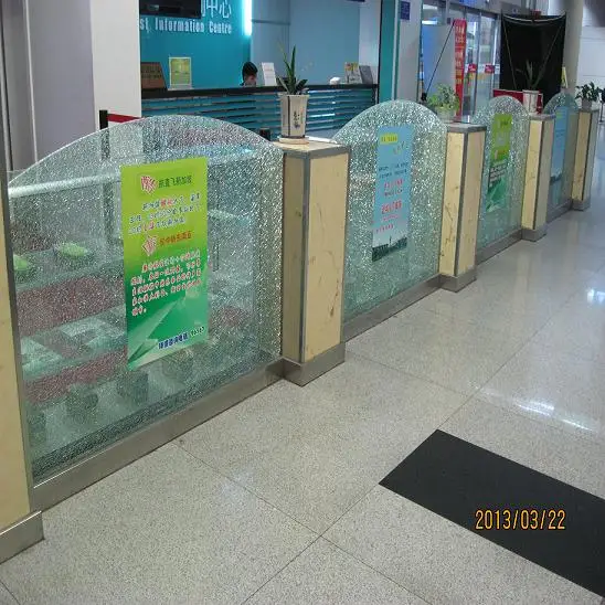 lamianted broken glass.JPG