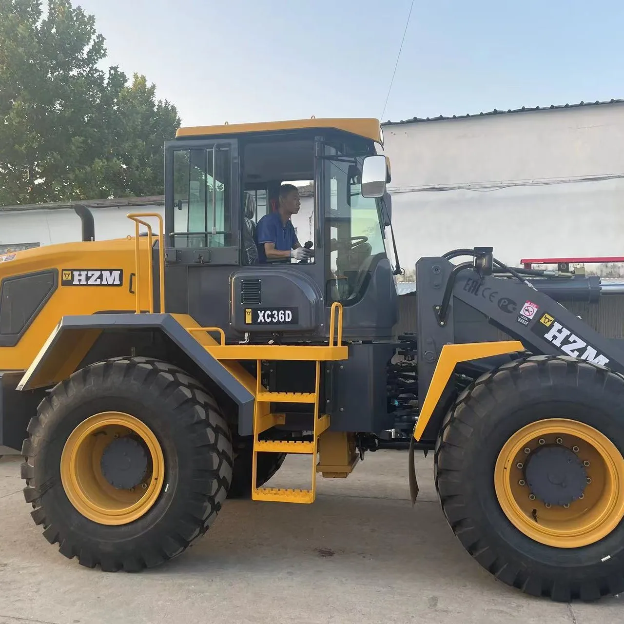 NEW CE EPA Engine Diesel Skidsteer Mini Wheel Crawler Loader Earth-moving Machinery Mini Skid Steer Loader