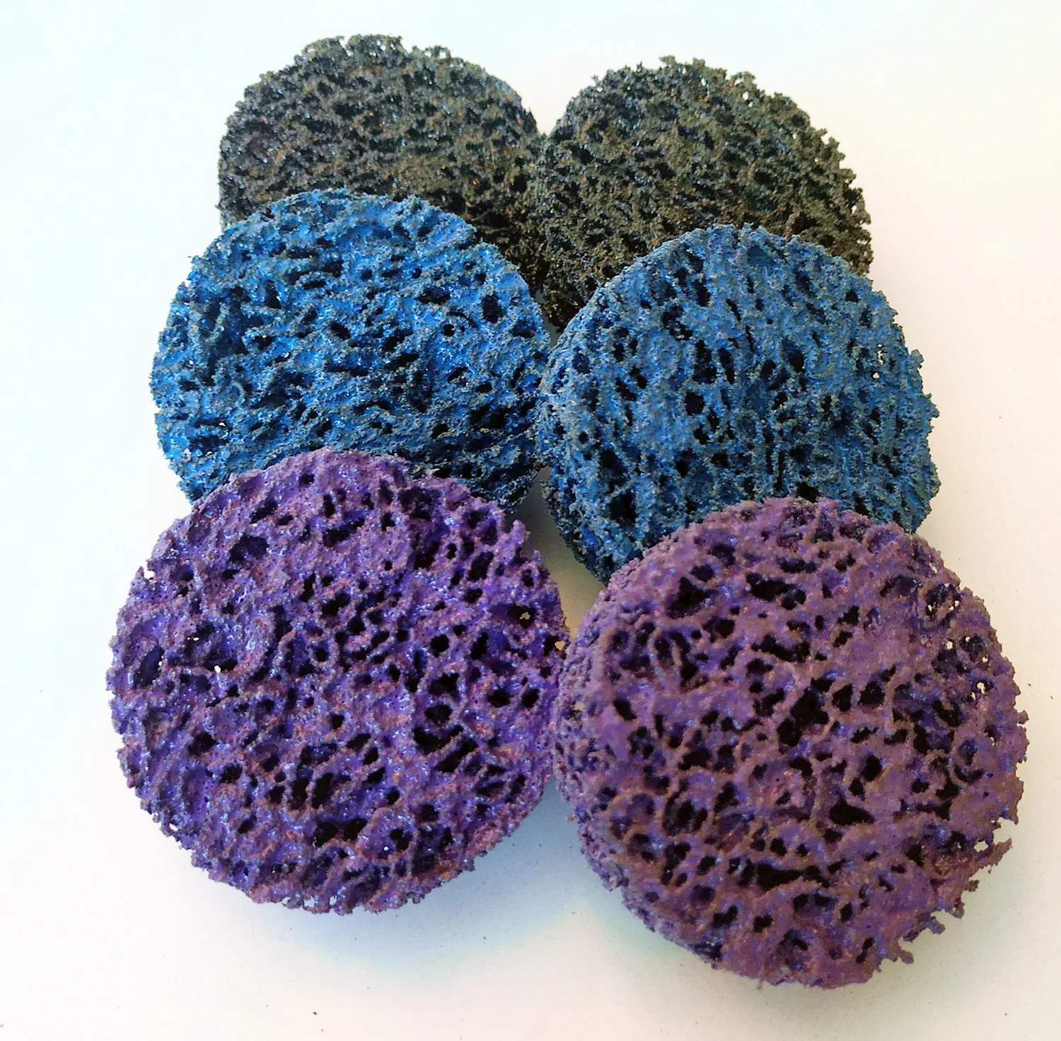 
Абразивные полировальные колодки из волокна из нержавеющей стали, меди, алюминия и других металлов и шлифовального круга, режущий диск черного типа 