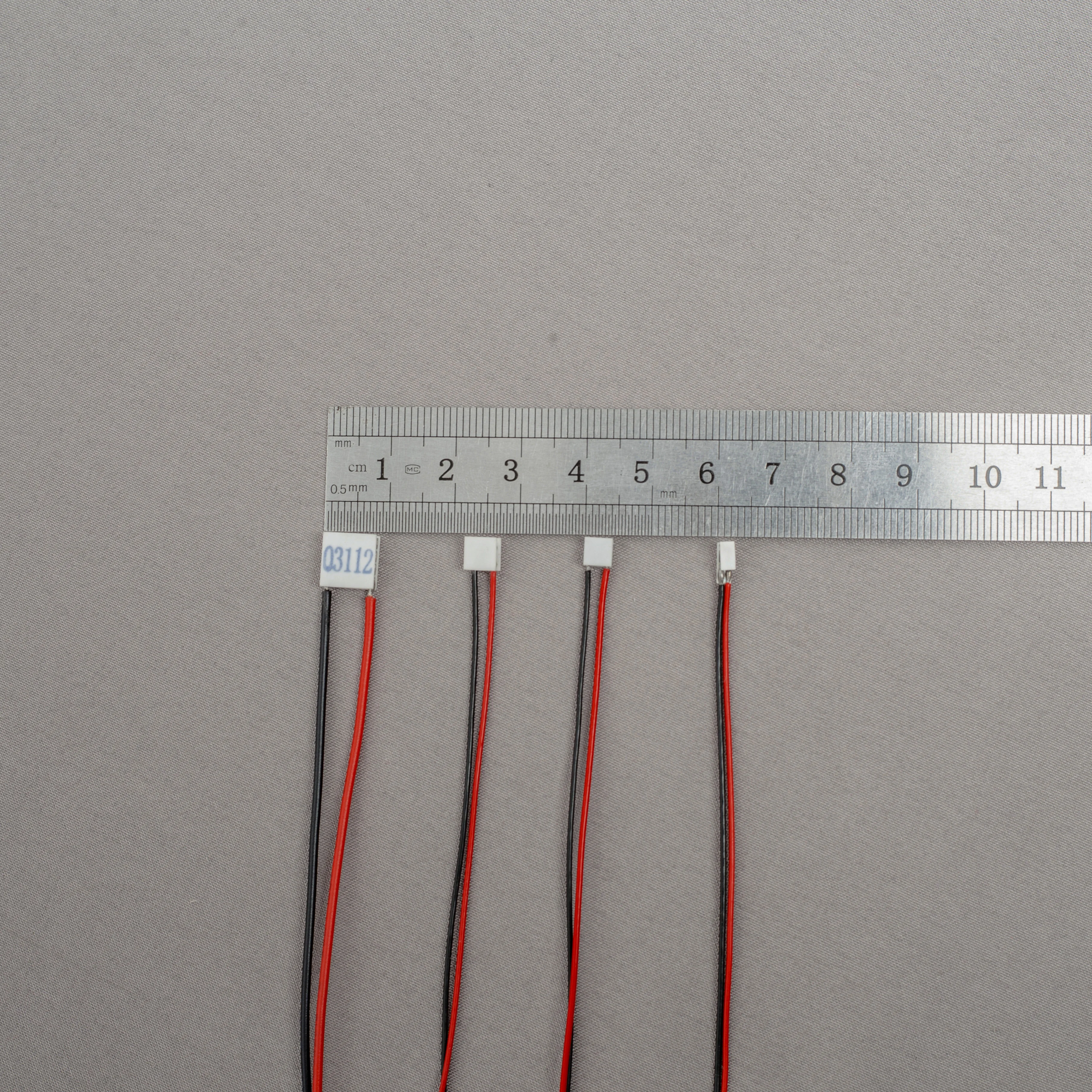 TES1-01702 12*12Mini thermoelectric cooler peltier module cooler suppliers