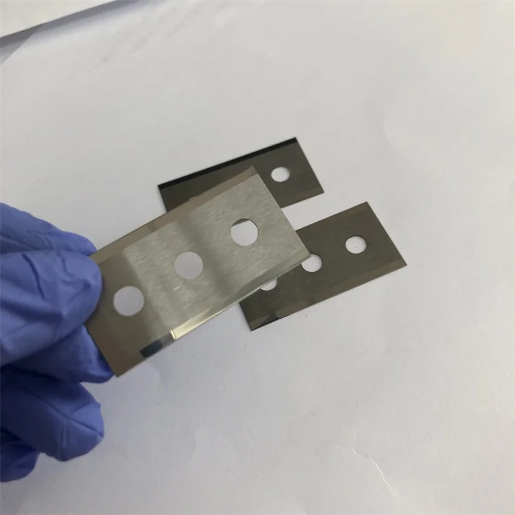 New Design Tungsten Carbide Ceramic Double Three Hole Slitting Blade for Machine Protective