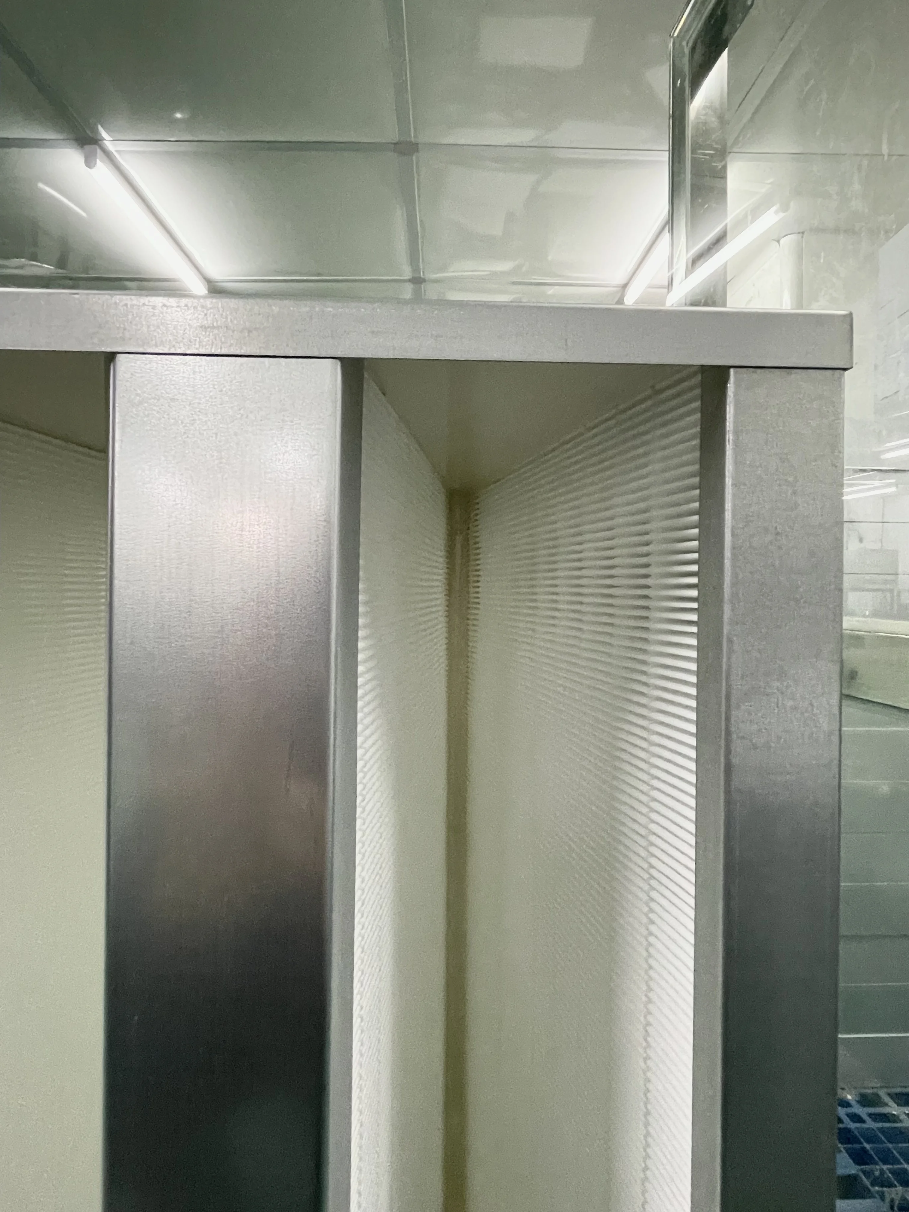 Hot Selling Industrial V-Bank Air Cleaner Stainless Steel Galvanized Frame HEPA H14 Filter Big Airflow Glass Fiber Medium New