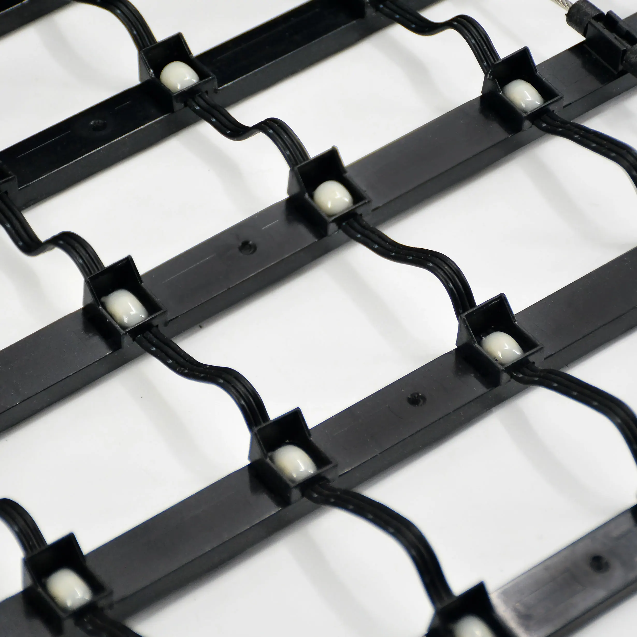 P50 100 Led Net Display Screen Transparent Mesh Curtain Led Screen Flexible Led Curtain Pixel Lights For Outdoor Building Facade