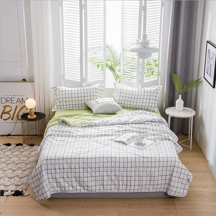 99% Polyester material 3-piece set comfortable soft cotton quilt for wholesale