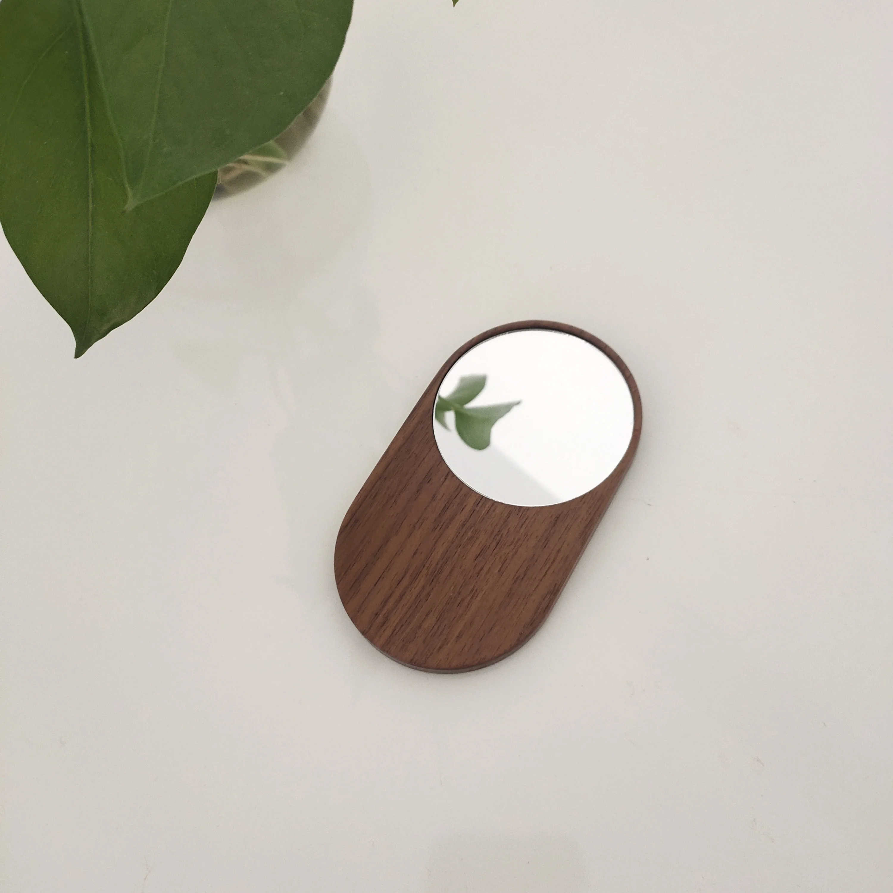 TDF Daily Makeup Personalised Oval Wooden Mirrors Portable Mini Pocket Custom Handheld