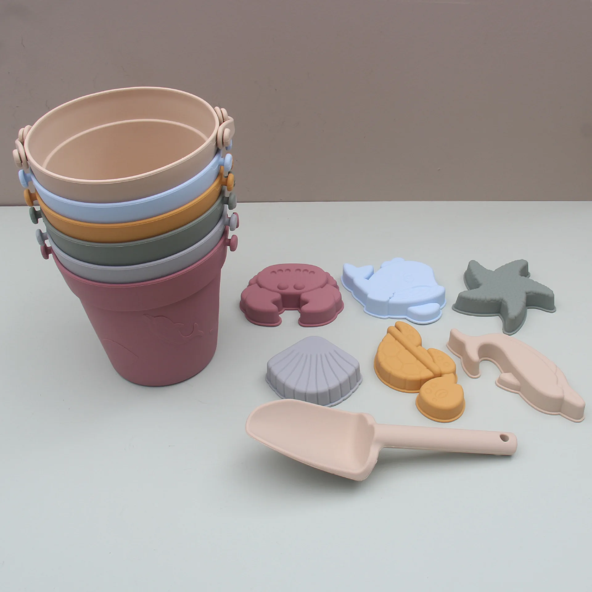 Customizable logo Soft Silicone Beach Sand Bucket Summer Toys for Kids BPA Free Compatible Toddler
