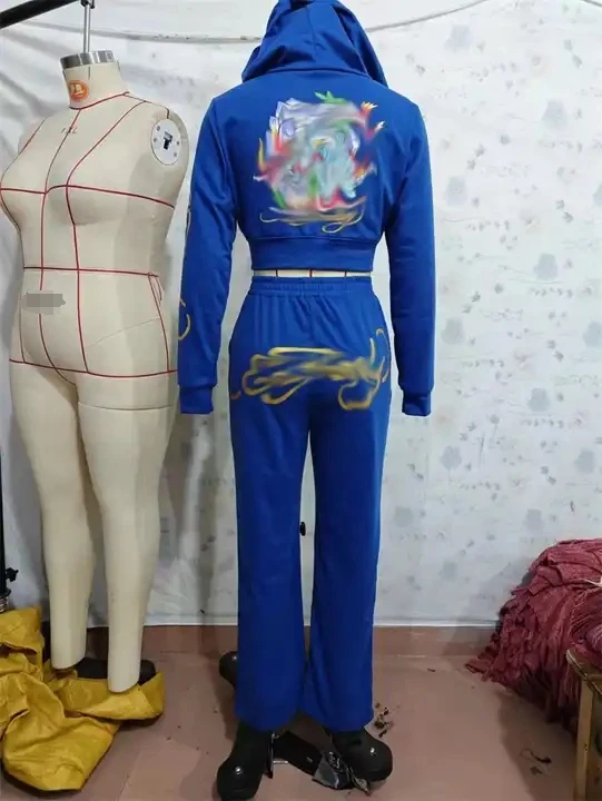 Костюм спортивный женский из 2 предметов