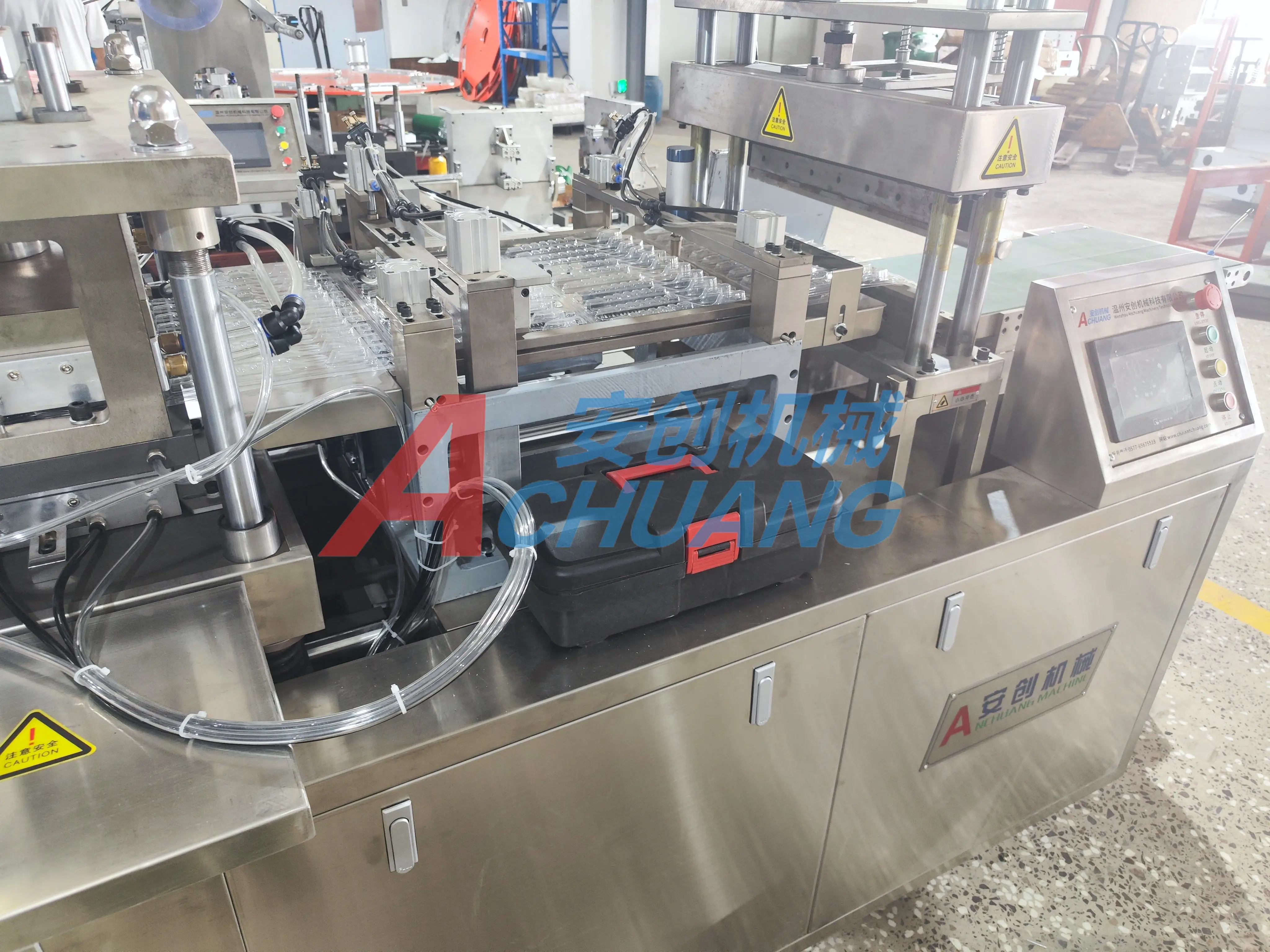 Auto Thermoforming Vacuum forming Machine Small
