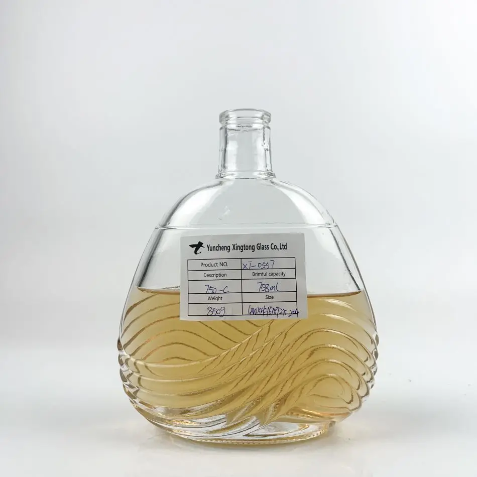 200ml 375ml 500ml all kinds of glass bottles whisky brandy vodka tequila with different shapes and weight and different designs