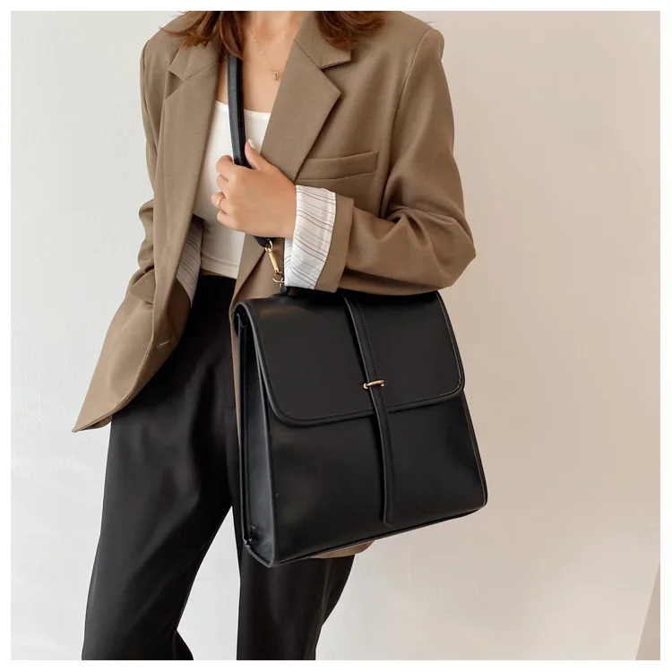 Retro backpacks female 2022 new fashion school bag for ladies shoulder bags fashion computer backpack leather woman wholesales