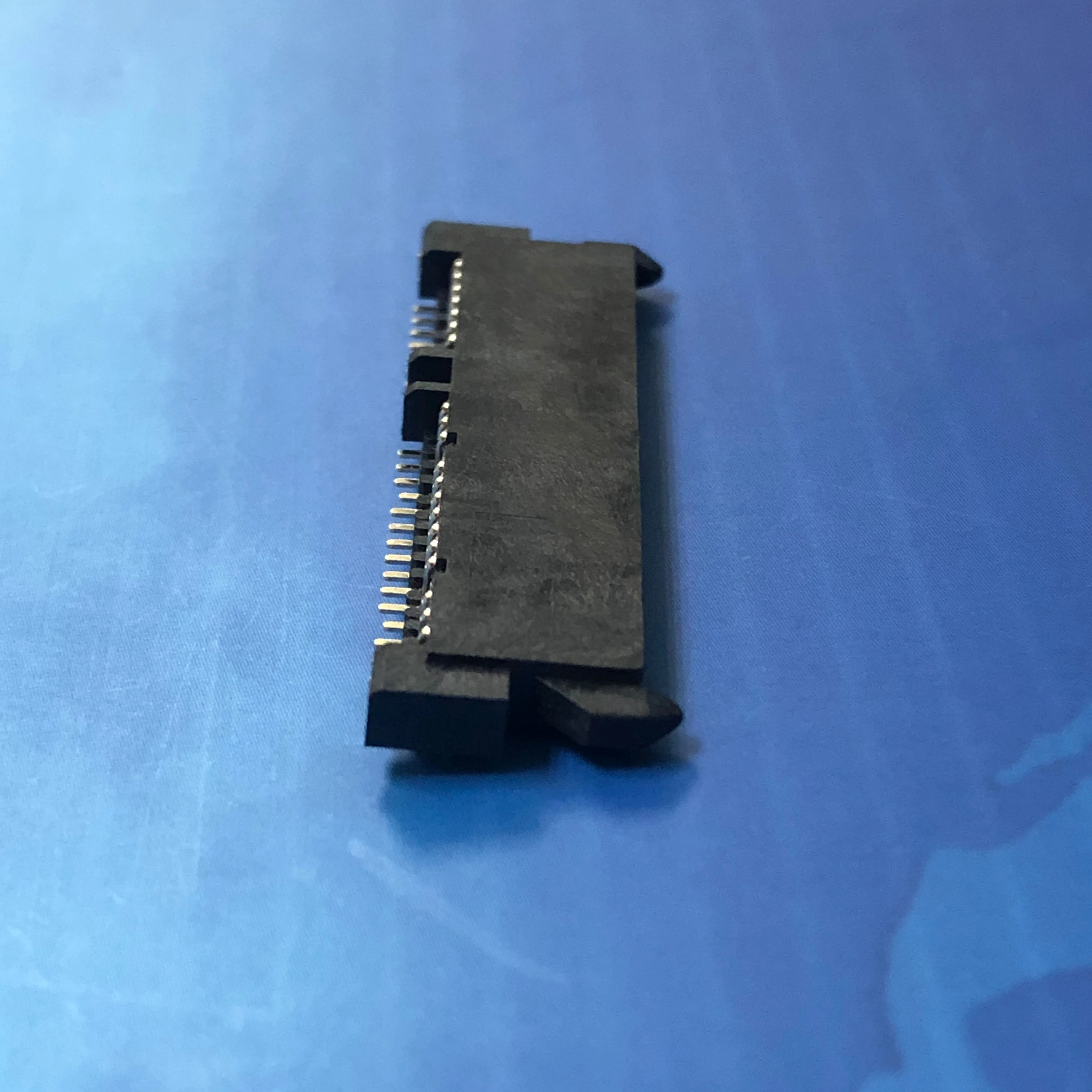  USB разъем SATA 7 + 15-полый штифт SMT штыревой типа