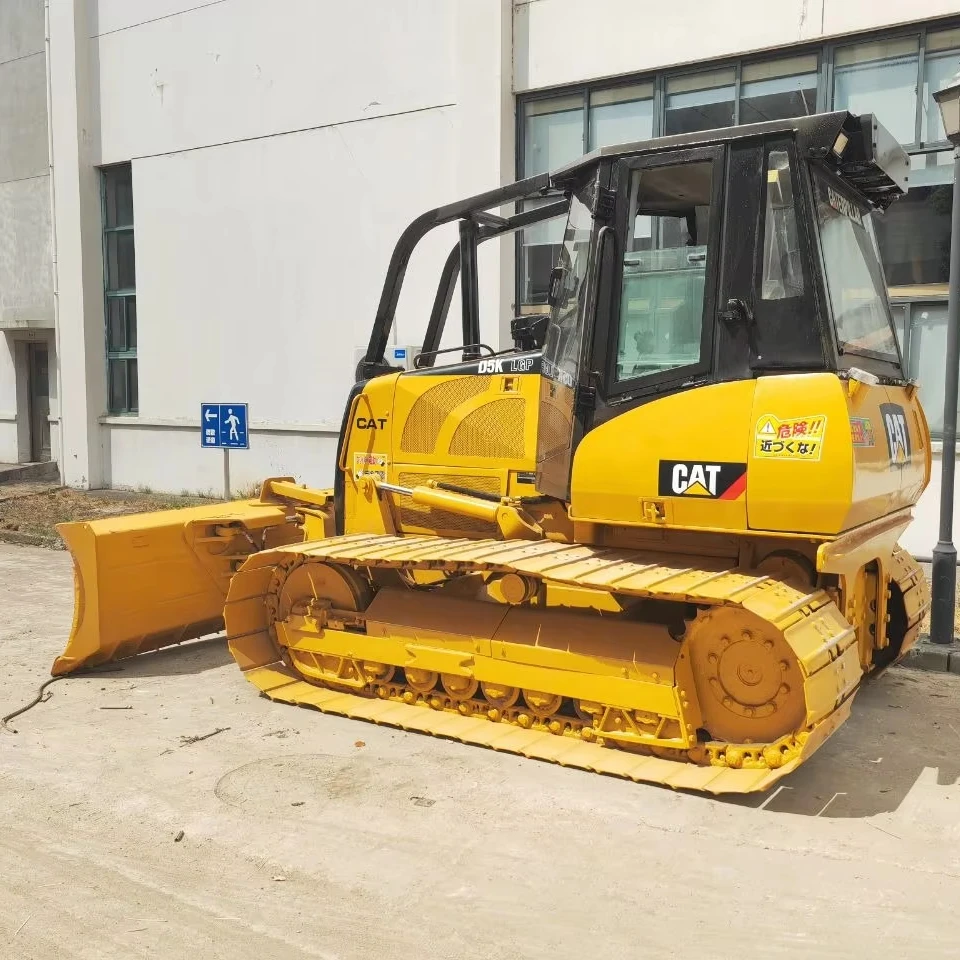 High Quality Used Caterpillar D5 Bulldozer in Excellent Condition Medium Size Original Crawler Dozer Earth-Moving Equipment