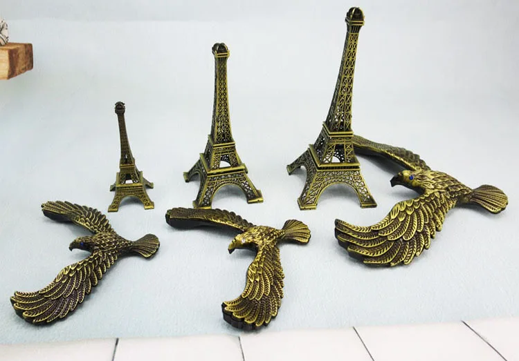 Metal Crafts Anti Gravity Balance Eagle Tower Model Levitation Eiffel Tower Eagle Figurine Ornaments Office Desk Decoration