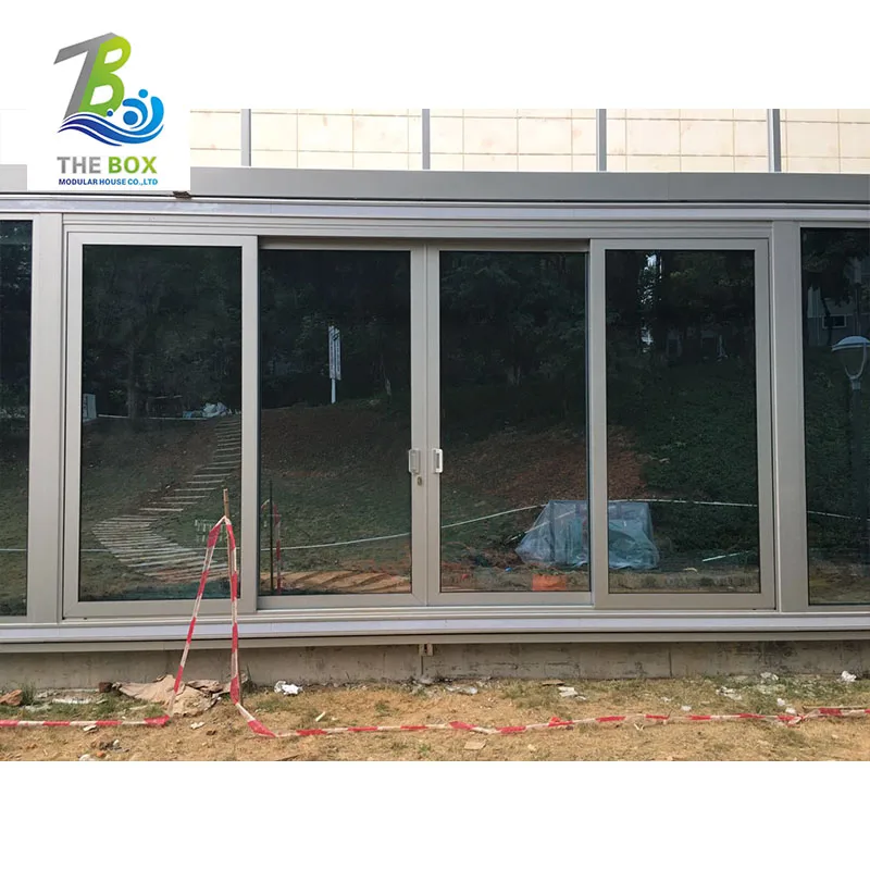 China one floor prefab container house with fence white Modular Prefabricated house office shop cafe