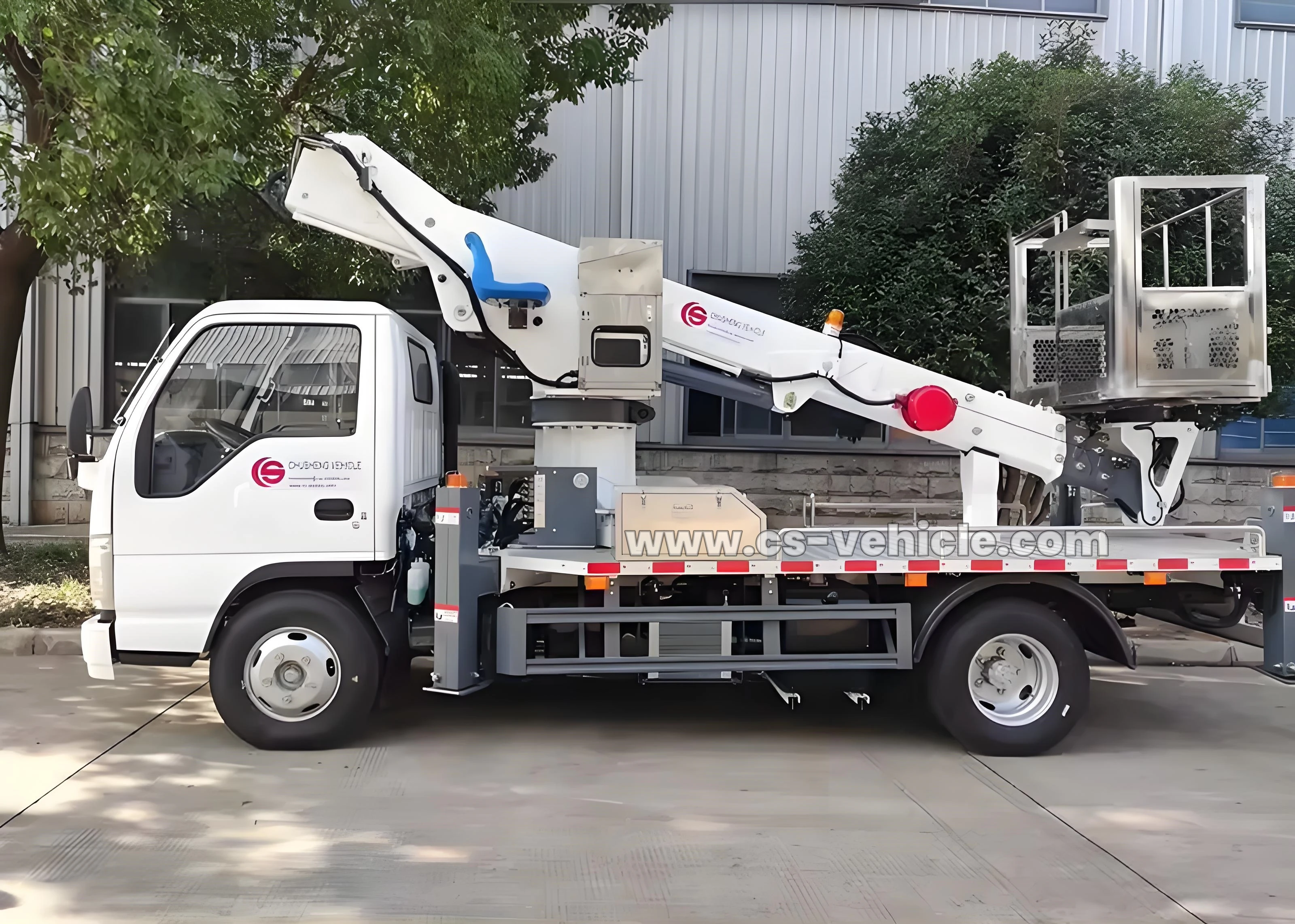 Factory Price Used ISUZU 4*2 16M 18M  High-altitude Telescopic Boom Lift Truck for sale