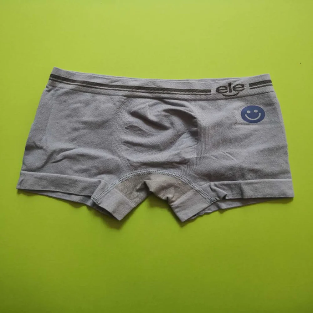 Wholesale seamless children underwear girls boyshorts kids undies made of high elastic soft breathable modal cotton spandex