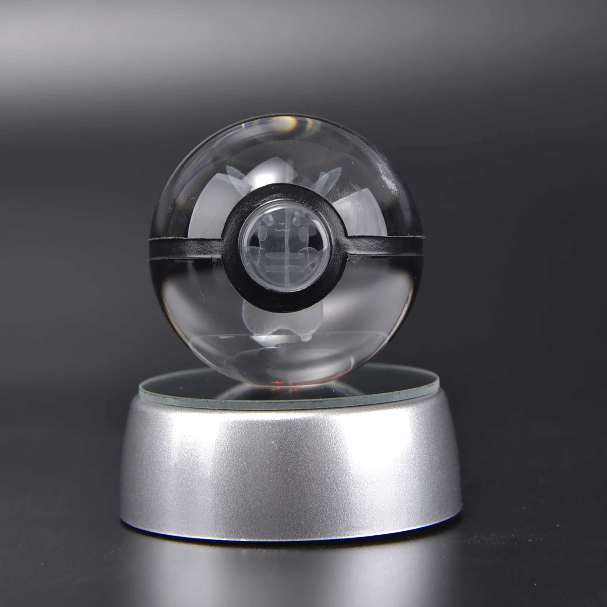 Оптовая продажа самый популярный 3D лазерный шар Pokeball со светодиодной подсветкой изготовленный на заказ прозрачный стеклянный тыкбольный для детей