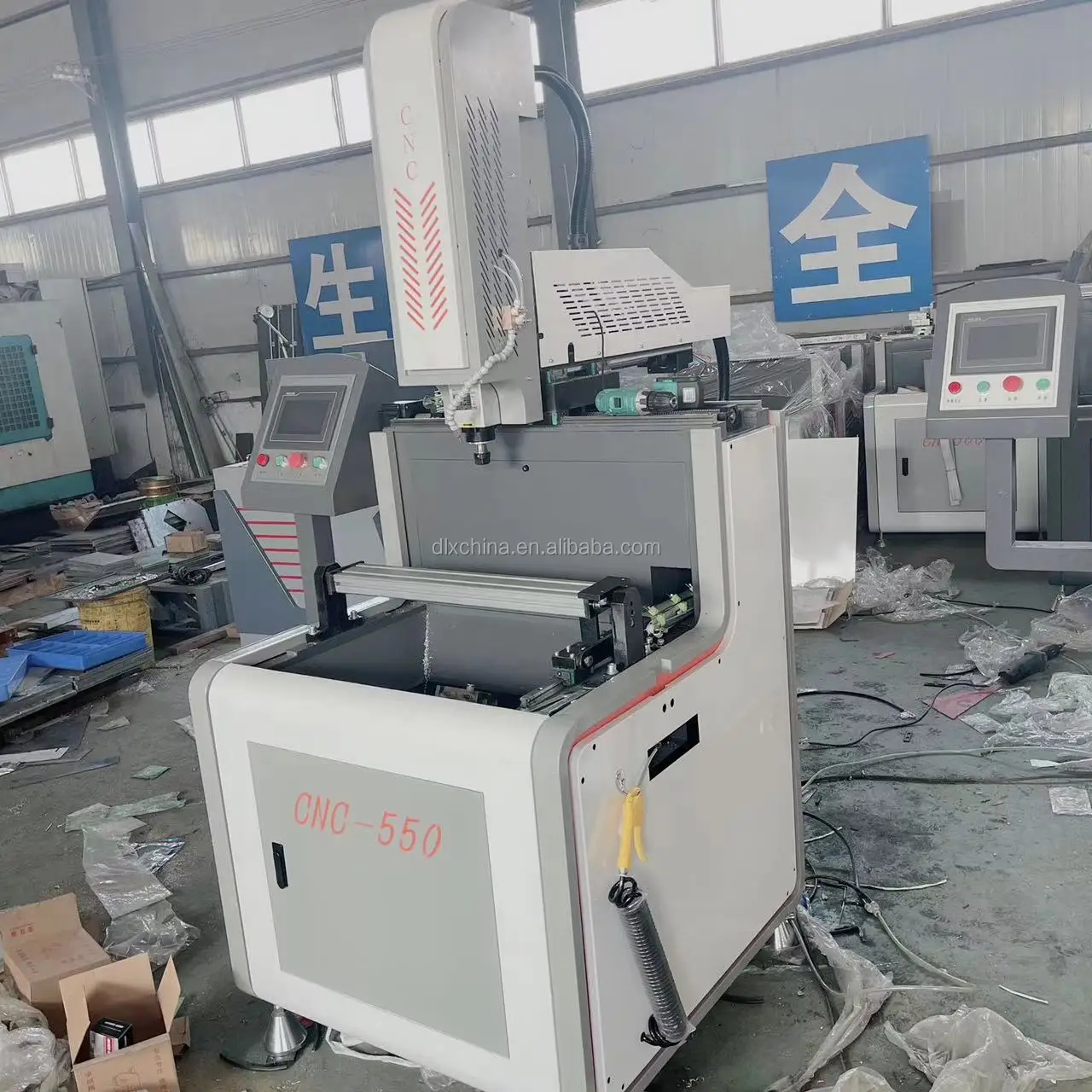 ALUMINIUM & PVC 3 AXIS CNC MILLING MACHINE CNC COPY ROUTER