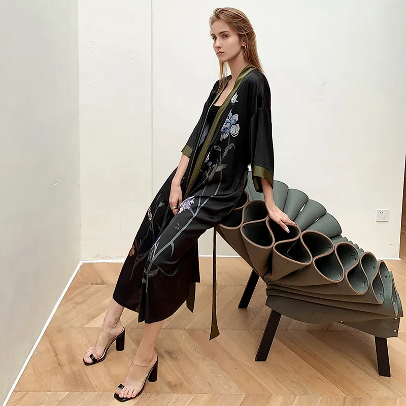 Wholesale long printed silk plus size robes women luxury