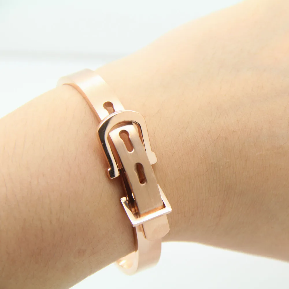 Fashion Stainless Steel Belt Buckle Design Bangle Bracelet For Lover Customized Words And Phrases