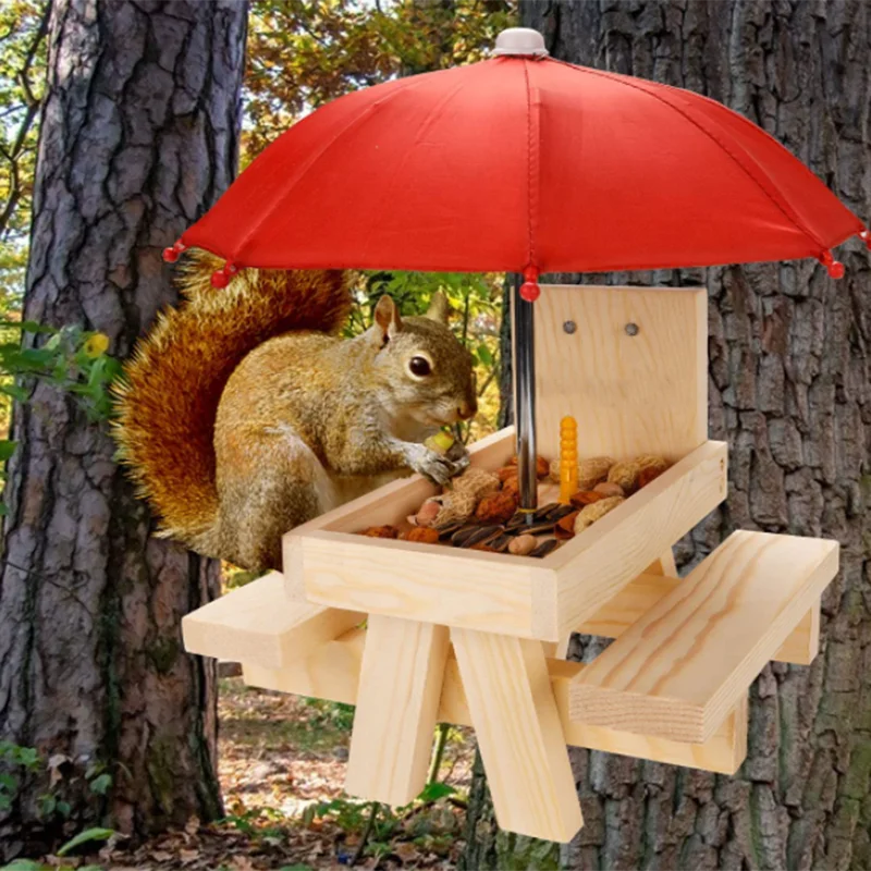 Wooden Pet Feeding Outdoor Garden Pendant Squirrel Table Wood Squirrel Feeder