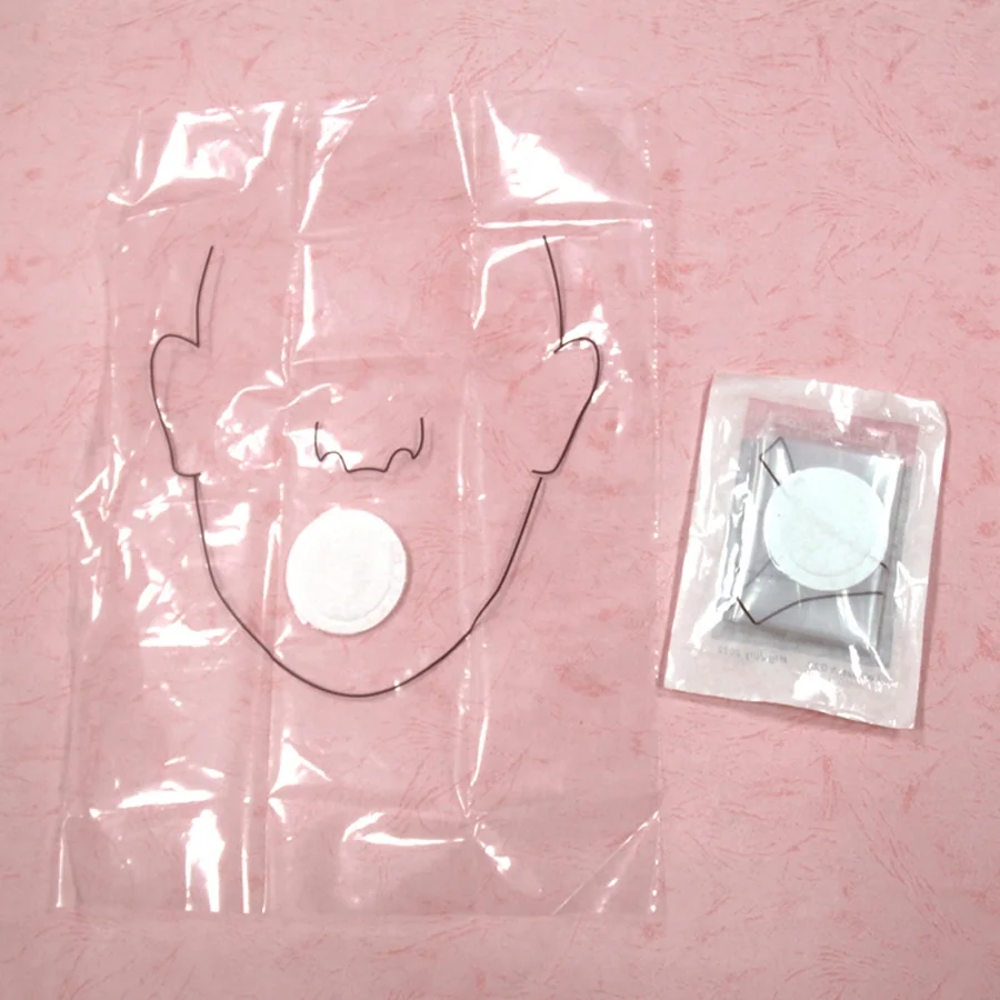 Disposable CPR Face Shield with Non-woven Filter for Training or Emergency Rescue