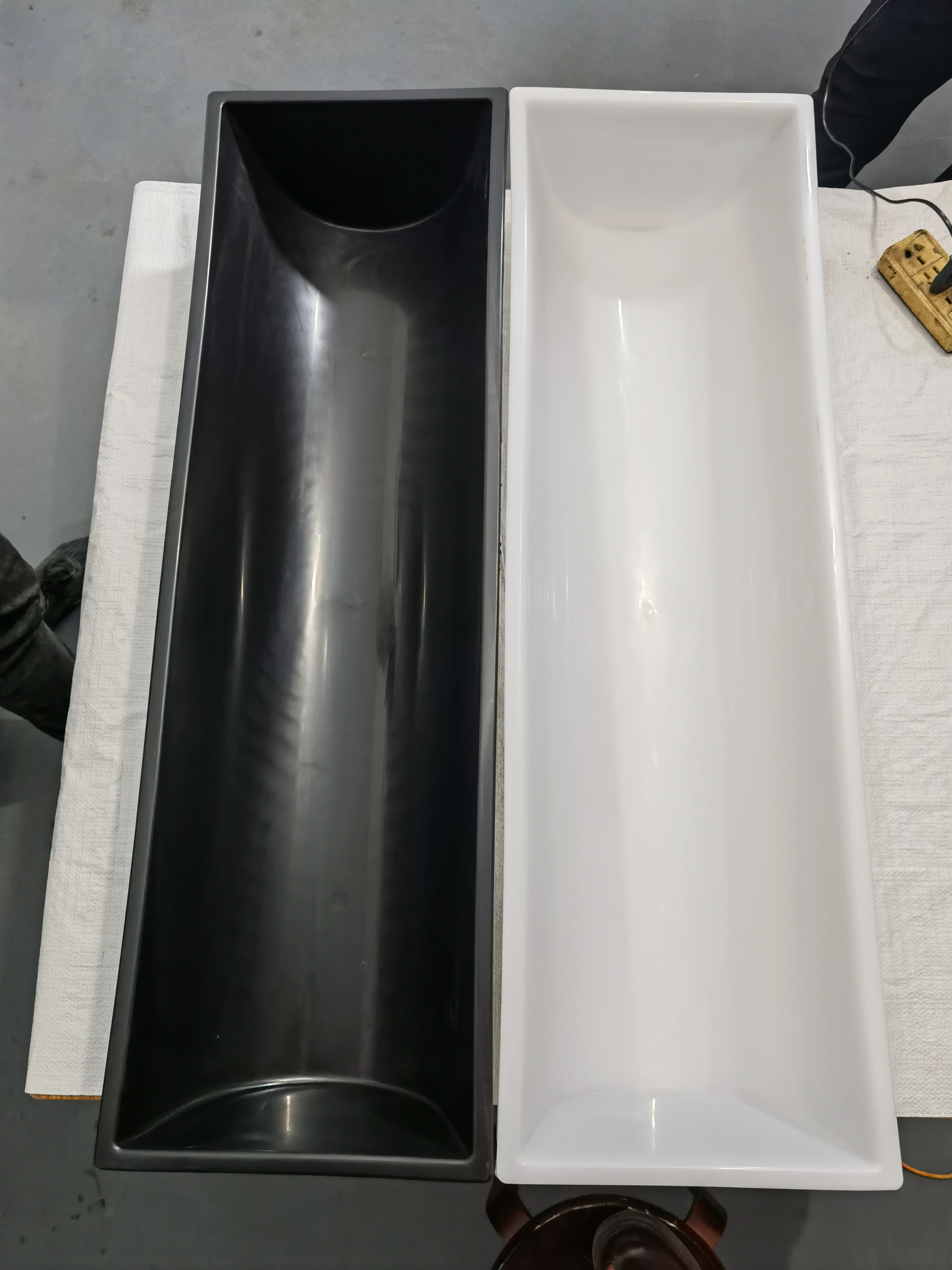 Современный дизайн, оптовая продажа, пластиковый большой питьевой лоток для овец, лошадей, крупного рогатого скота