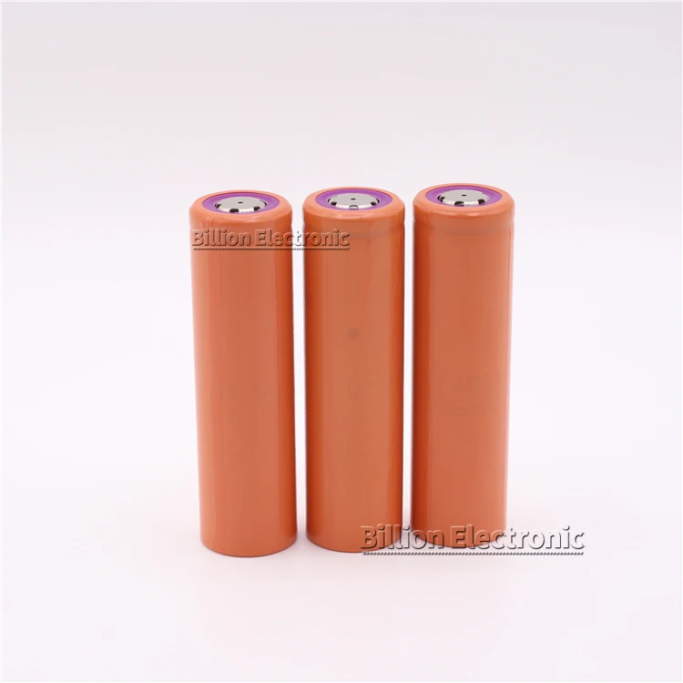 Brand New UR 18650 ZT Rechargeable Lithium Battery  3.7V Flat Top 2800mAh Lithium Li-Ion Batteries Cell