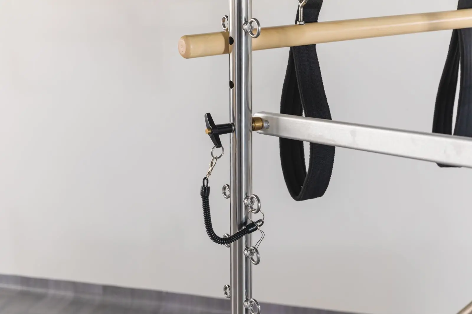 multipurpose direct high quality half trapeze pilates aluminum reformer with tower