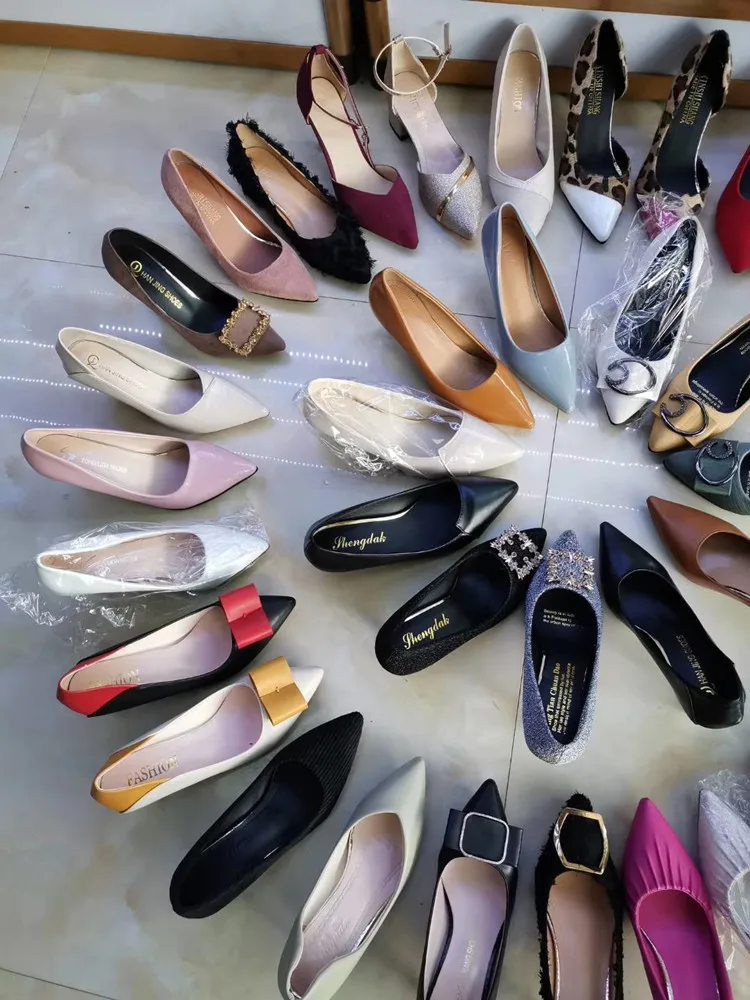 Распродажа, женские сандалии Stocklot, серебристые сандалии на каблуке