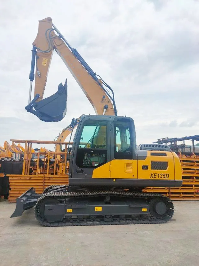 Мощный двигатель 13Ton гусеничный экскаватор XE135D XE135GA