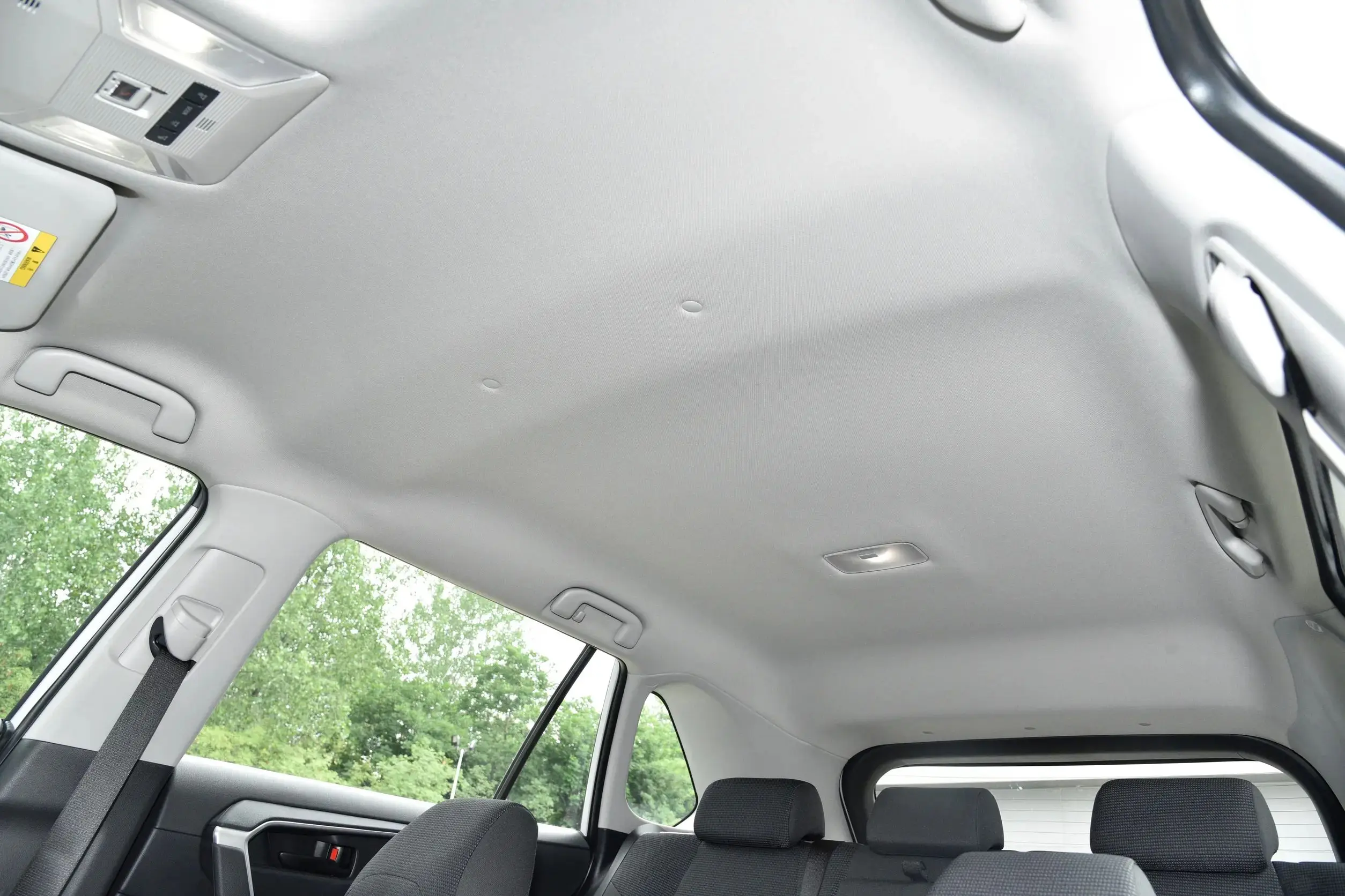 2024 Toyota RAV4 Hybrid SUV 5 Seats LHD Gasoline Electric Vehicle High Quality Used Car For Sale