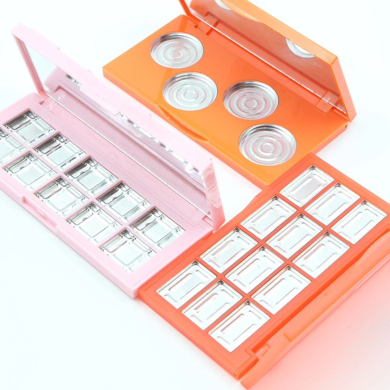 19 Color Logo Accepted  Plastic Cosmetic Packaging Case Transparent Empty Eyeshadow Palette Container