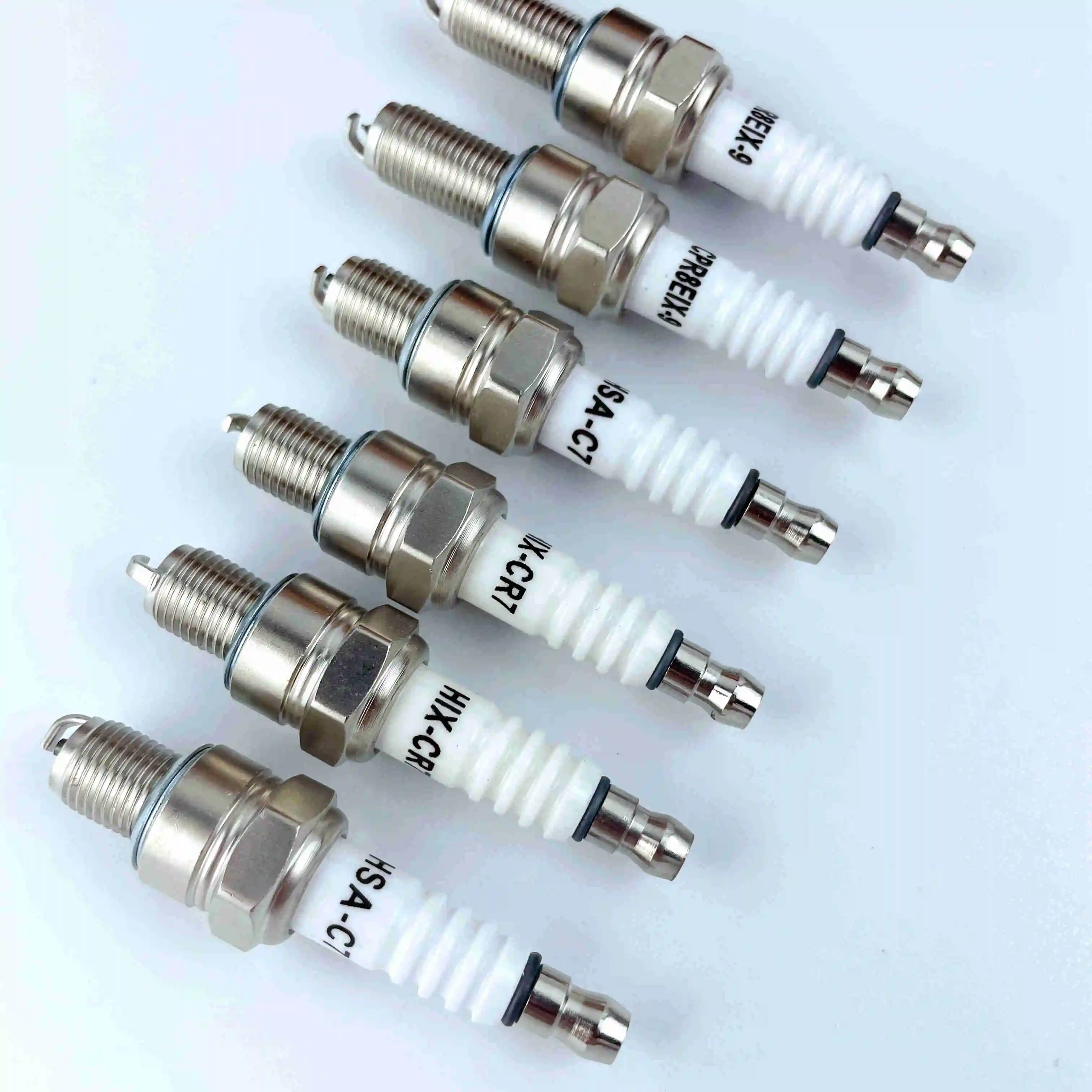 Quality motorcycle motor spark plug CPR8EIE-9 HSA-C7 HIX-CR7