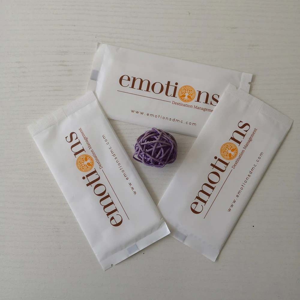 Custom Design Single Packed Cleaning Wet Tissue individual hand and mouth wipes mini wet wipes For Restaurant