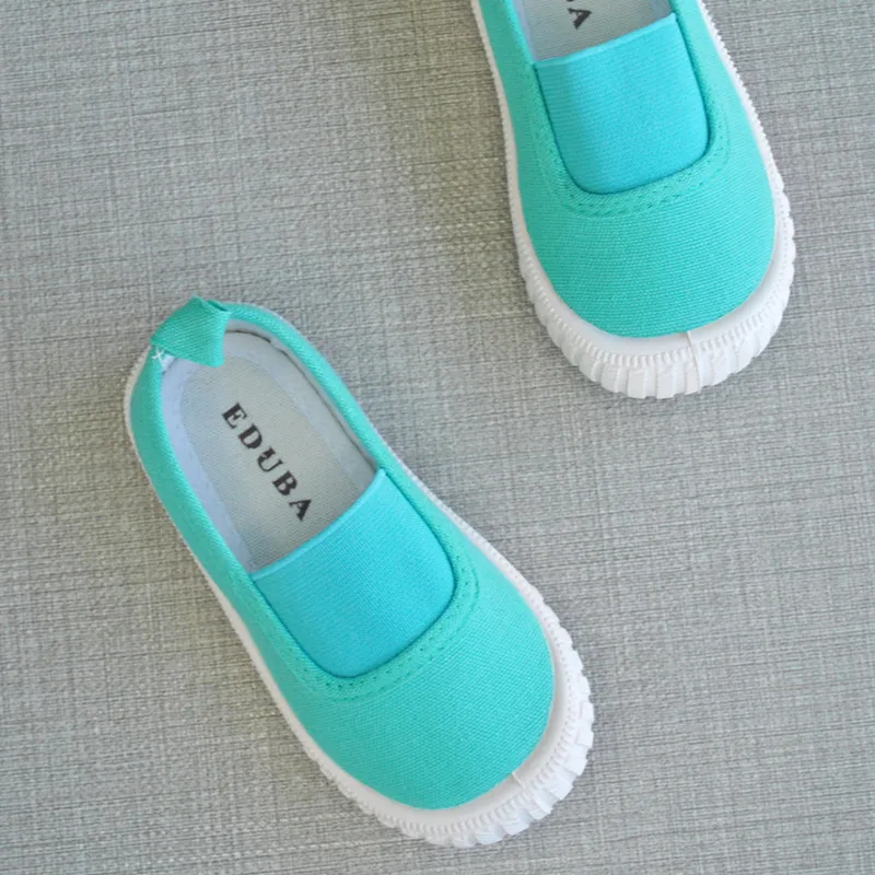 China Cheap Candiy Color Running Kids Shoes Children Canvas Casual Footwear 3  dollar shoes