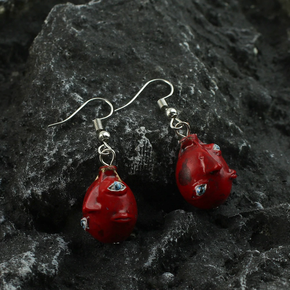 Anime Berserks Behelit Keychain Guts Griffith Egg of King Pendant Men Women Cars Backpack Keyring Jewelry Decoration Accessory