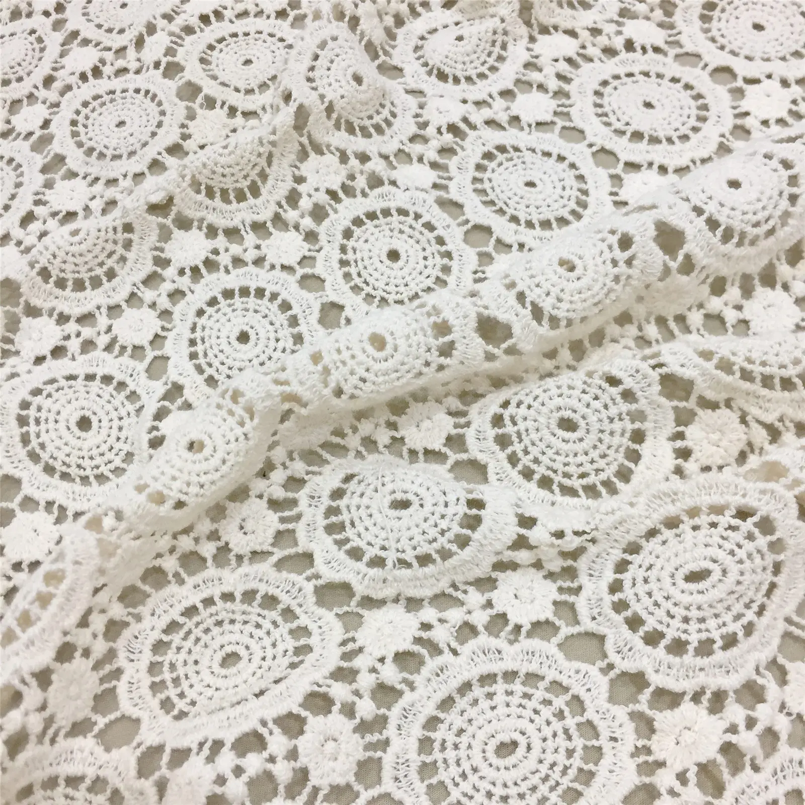 High Quality 100% Embroidery Cotton Lace Fabric Crochet Lace Trimming For Ladies Garment
