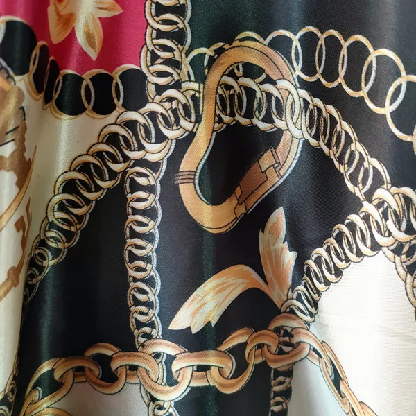 Factory Price Wholesale New Designs Silk Satin Fabric Digital Print Fabric for Lady Dress Lady Polyester Digital Printing Fabric