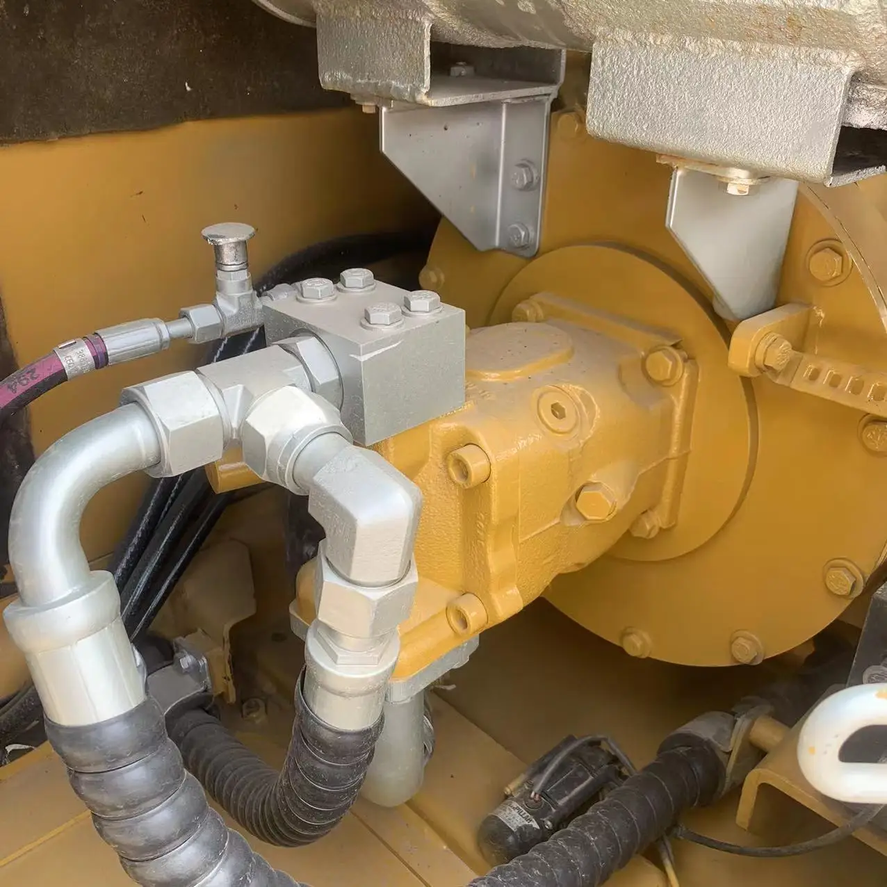 Высококачественный использованный экскаватор cat307E гусеничный 307 в хорошем состоянии для продажи