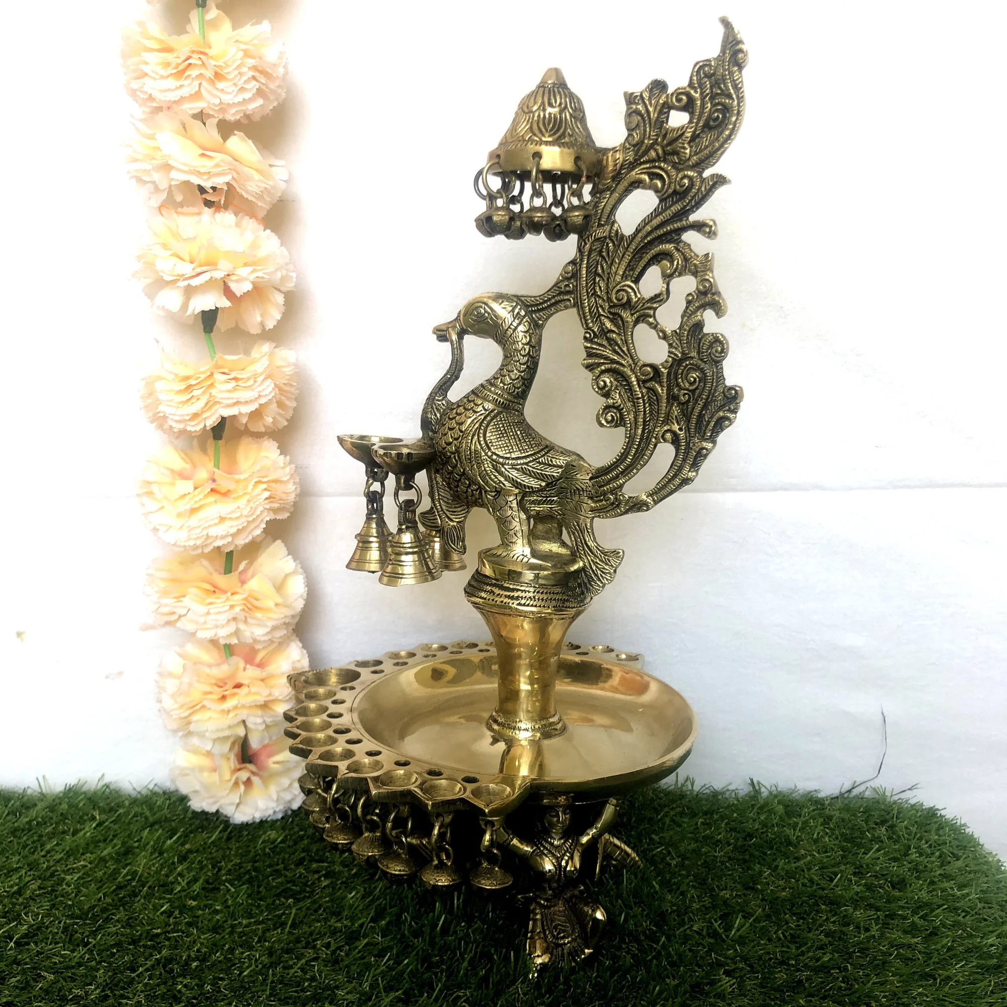 Домашний декор металлическая латунная лампа для птичьего масла с колокольчиками