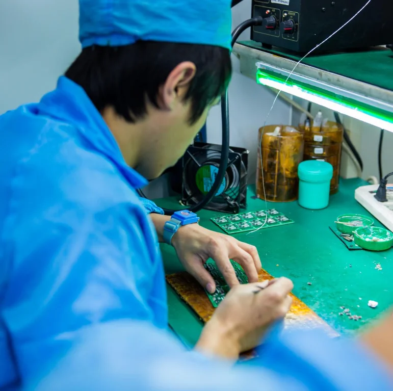 Электронная плата в сборе, поставщик, индивидуальный 4-сторонний пульт дистанционного управления, печатная плата в сборе, 25 Вт, модуль быстрой беспроводной зарядки, печатная плата