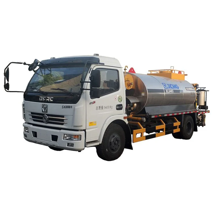 hot sale xcm-g 4m3 XLS403 asphalt distributor trailer truck
