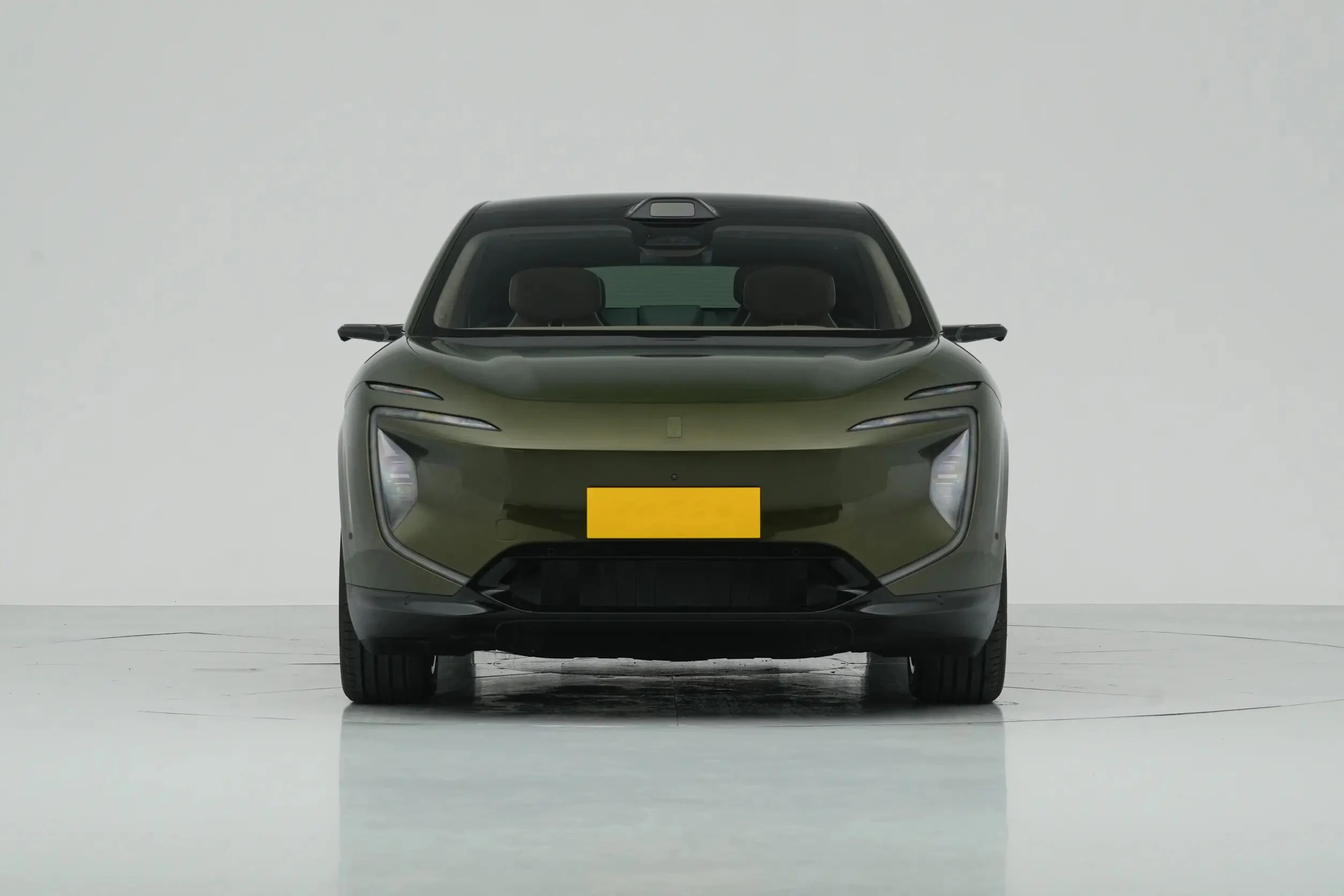 Pure Electric Extended Car Middle-size SUV 200kmh New Energy Vehicle 5 Seat Hua Wei Changan Avatr 07 for Sale
