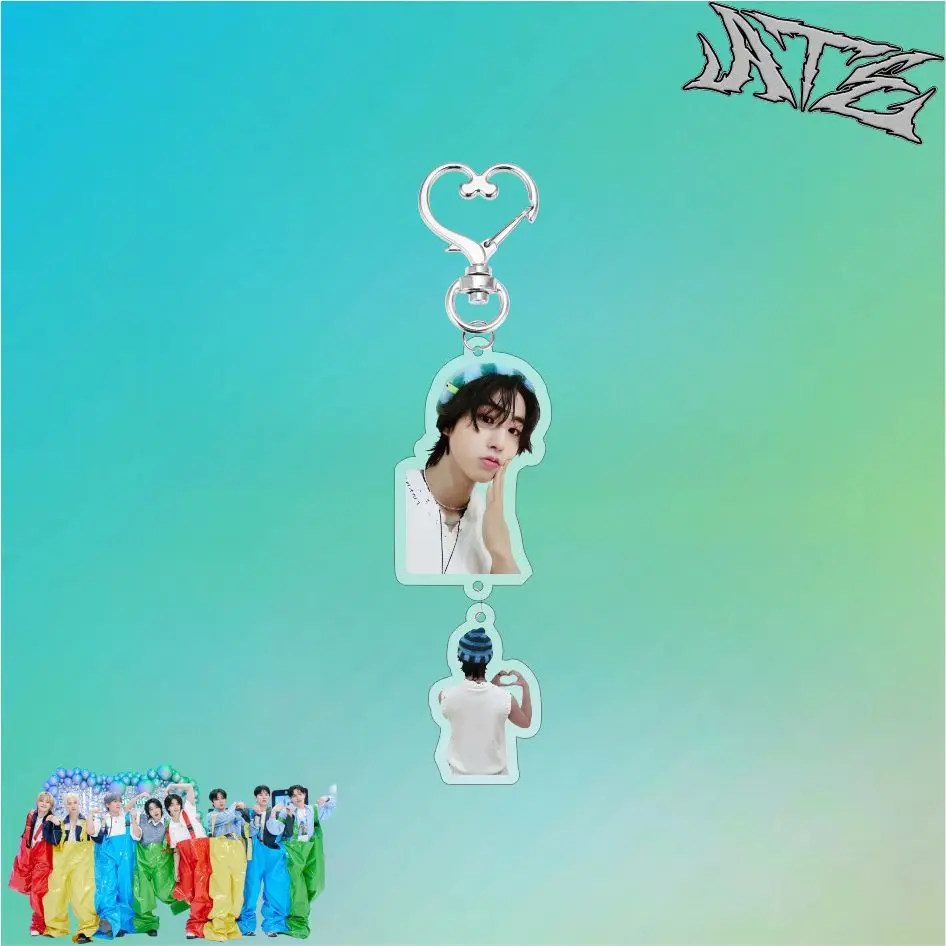 Акриловый брелок Kpop SK