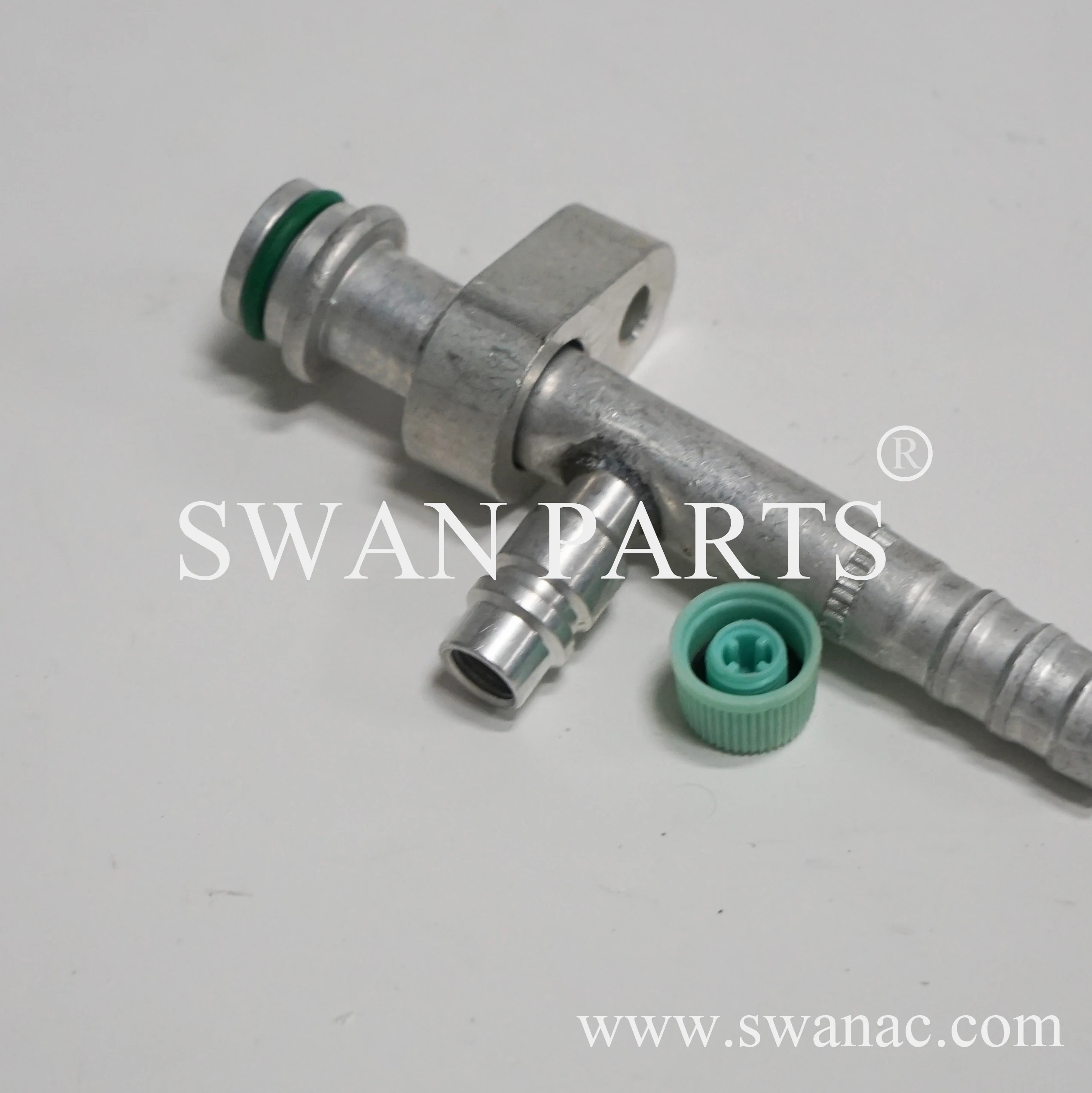 180 degree R134a Nut for AC Air Conditioning Compressor Accumulator Radiator with Service Port Auto AC  fitting FT92183