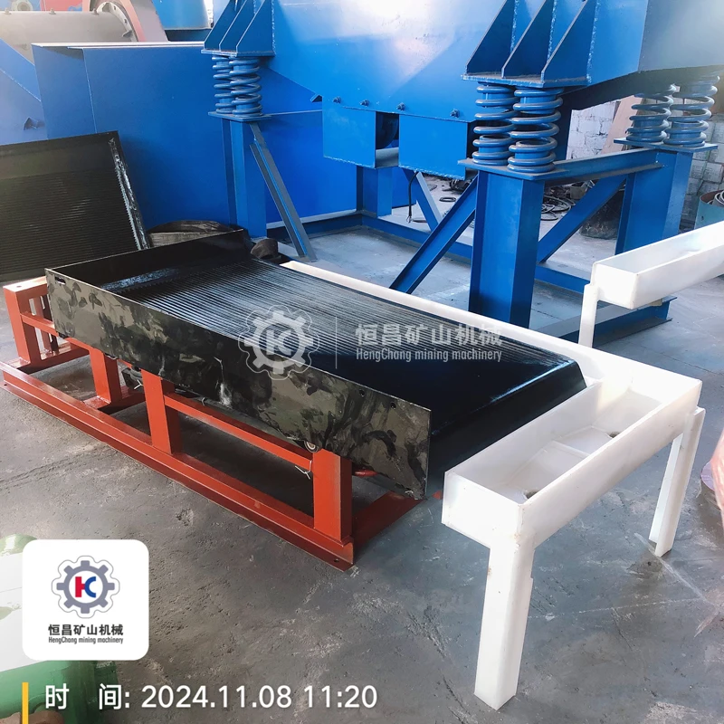 Gold mining washing equipment shaking table machine for gold refinery