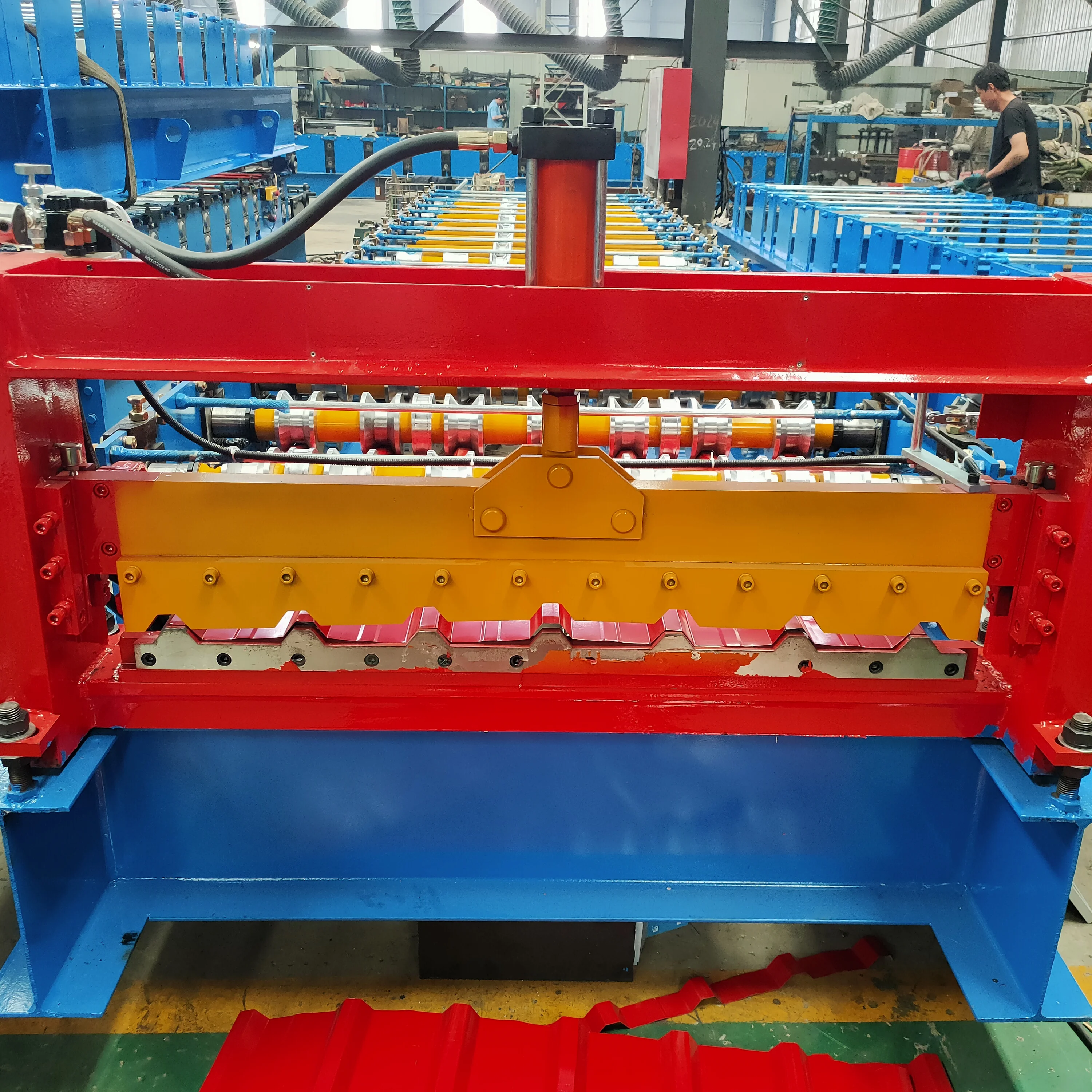 Cangzhou Xinding li Brazil market RT25 1020 Steel wall sheet tiles forming and making machine